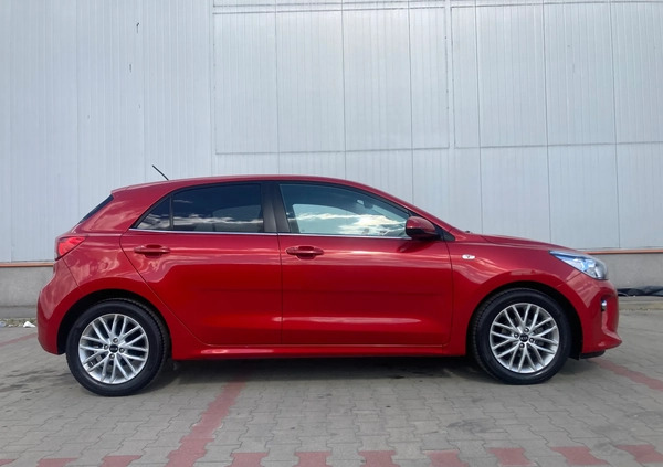 Audi A4 cena 6500 przebieg: 384141, rok produkcji 2004 z Dobrzyń nad Wisłą małe 67